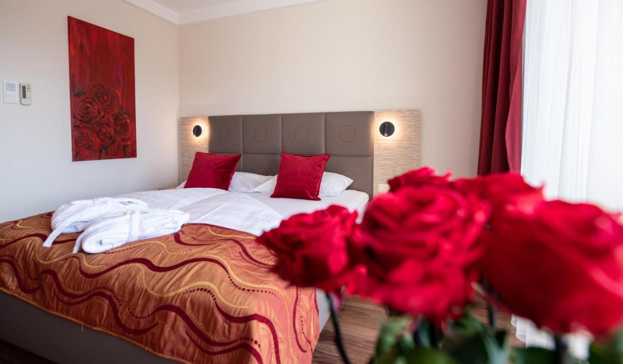 Das Balance - Spa & Golf Hotel Am Woerthersee เพิร์ทชาค อัม เวิร์ทเทอร์ซี ภายนอก รูปภาพ